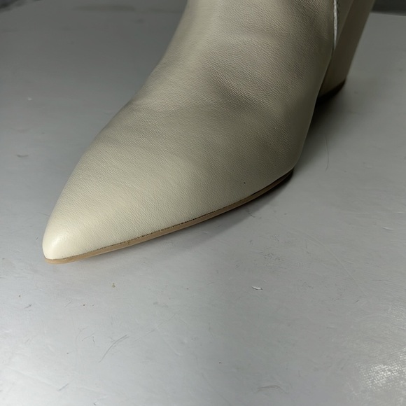 Nestly Heeled Booty - Picture 6 of 8